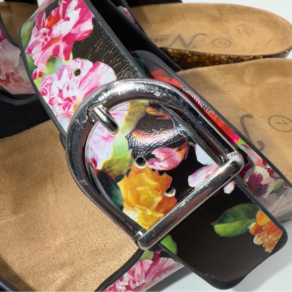 Natural Reflections Floral Women's Sandals Size 7 Like New - Picture 9 of 14